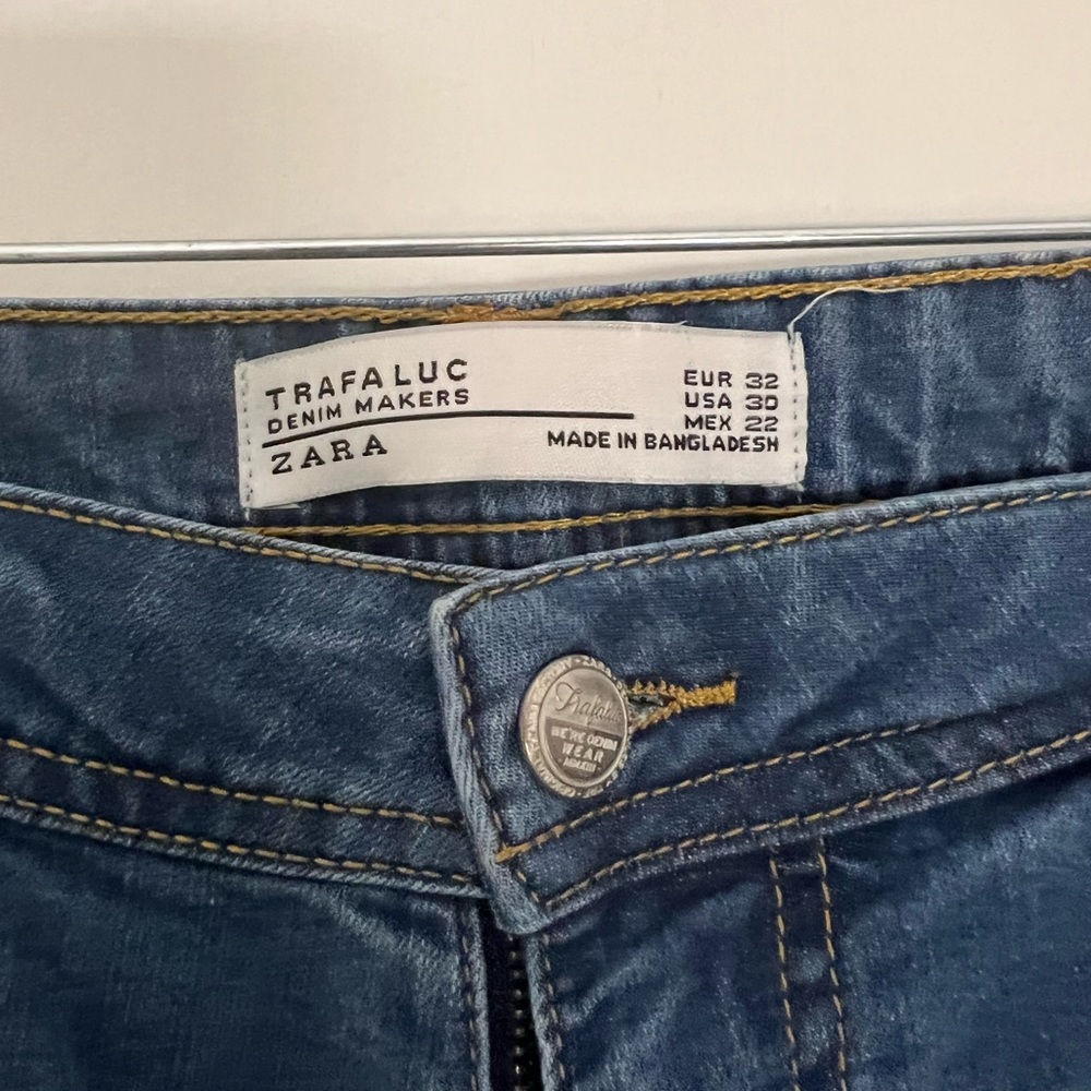 Zara Jeans Size 30 - Picture 3 of 4